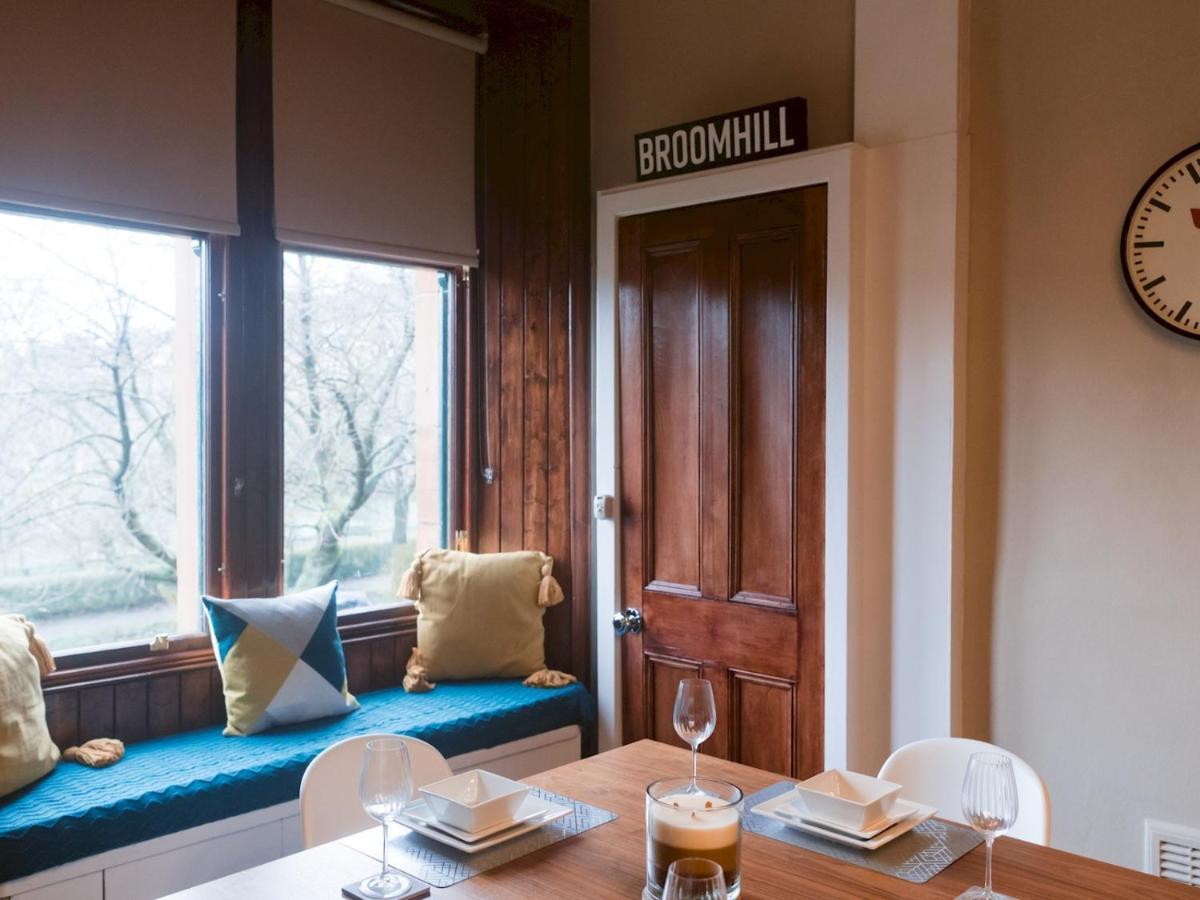 Apartamento Pass The Keys Beautiful, Traditional 2 Bed Flat W Free Parking Glasgow