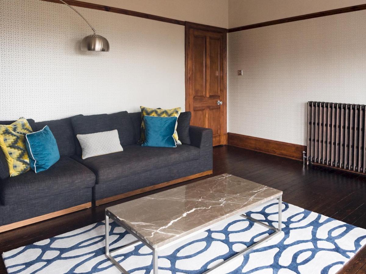 Pass The Keys Beautiful, Traditional 2 Bed Flat W Free Parking Apartamento