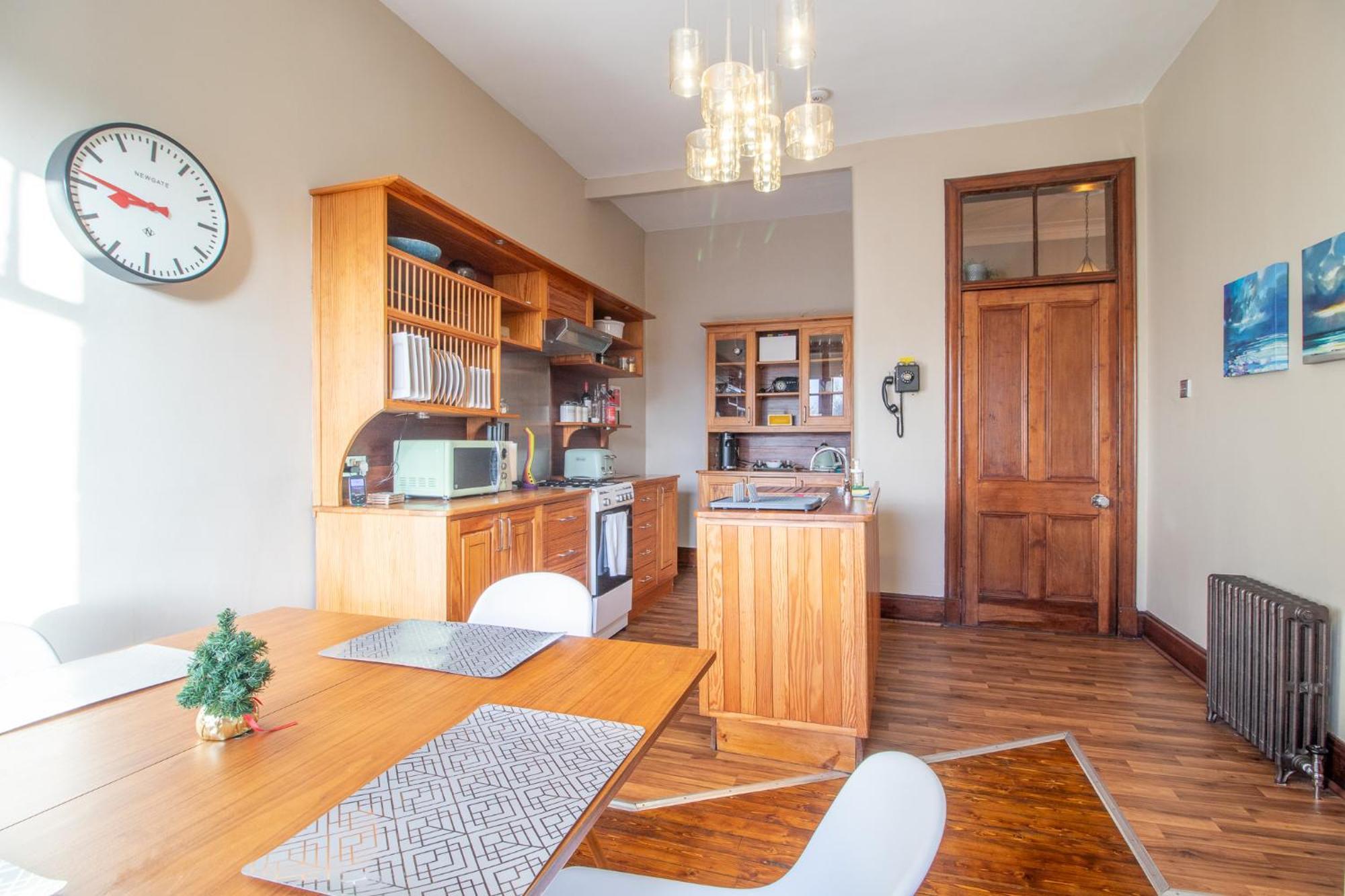 Pass The Keys Beautiful, Traditional 2 Bed Flat W Free Parking Apartamento
